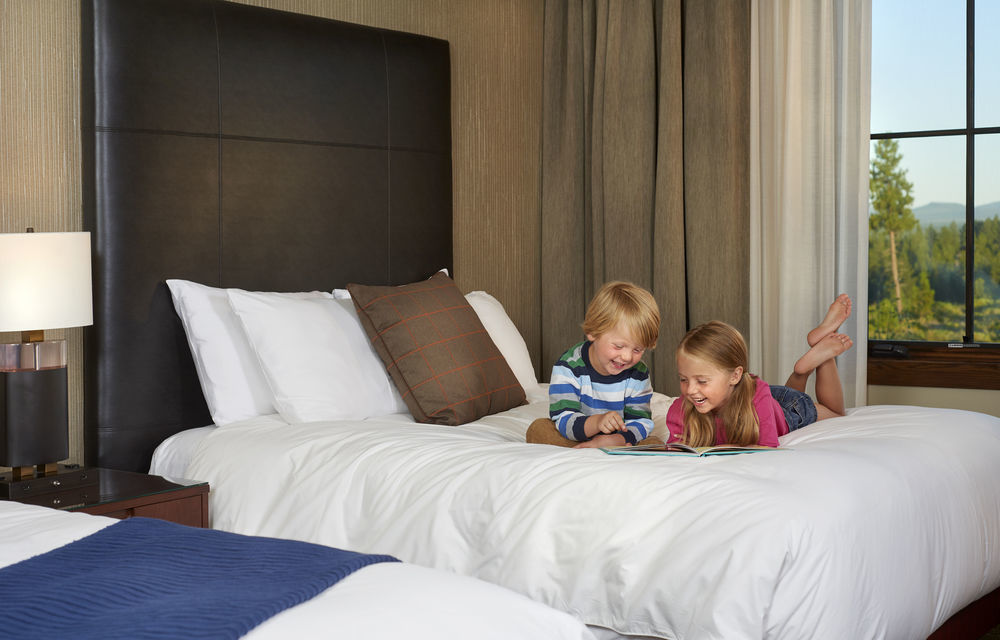 Tetherow Hotel Deschutes River Woods Экстерьер фото